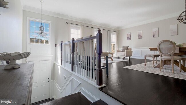 Foto del edificio - 303 Hilltop Ct