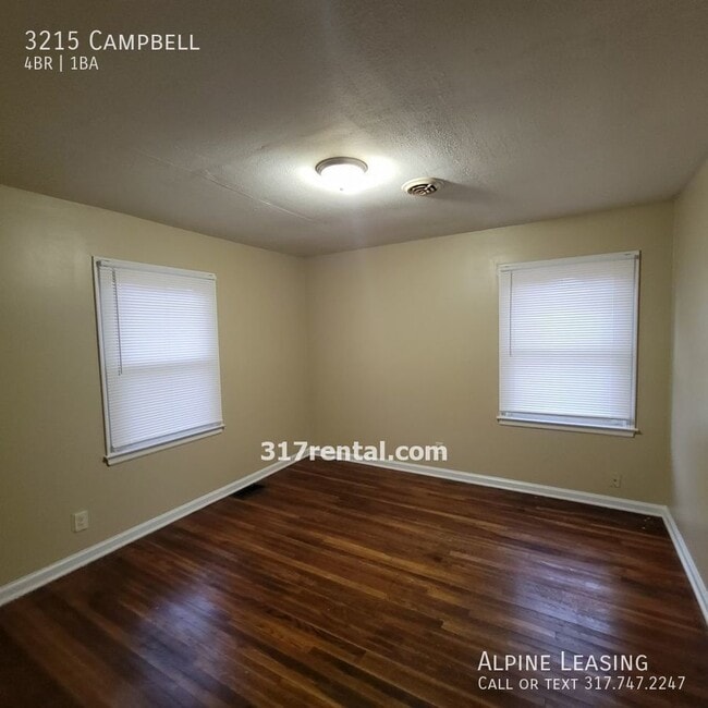 Building Photo - Eaast Side 4 bedroom!