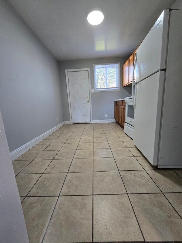 Building Photo - 2108 Phaup St