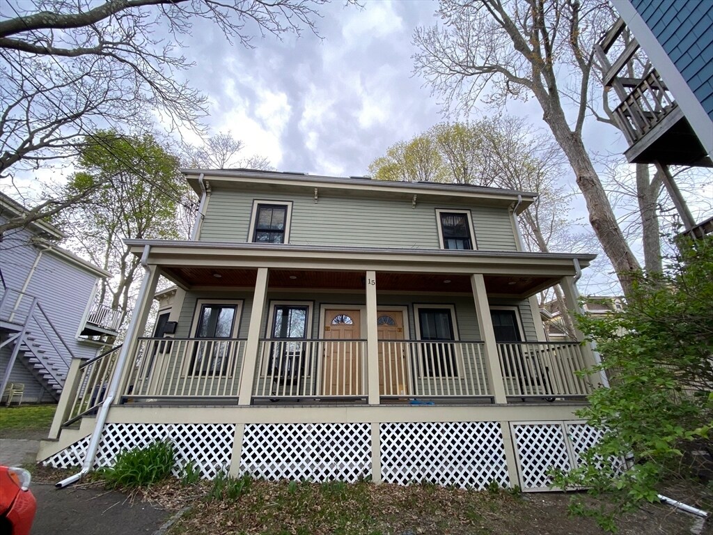 Primary Photo - 15 Oakdale St