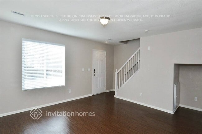 Building Photo - 1284 Bluebird St