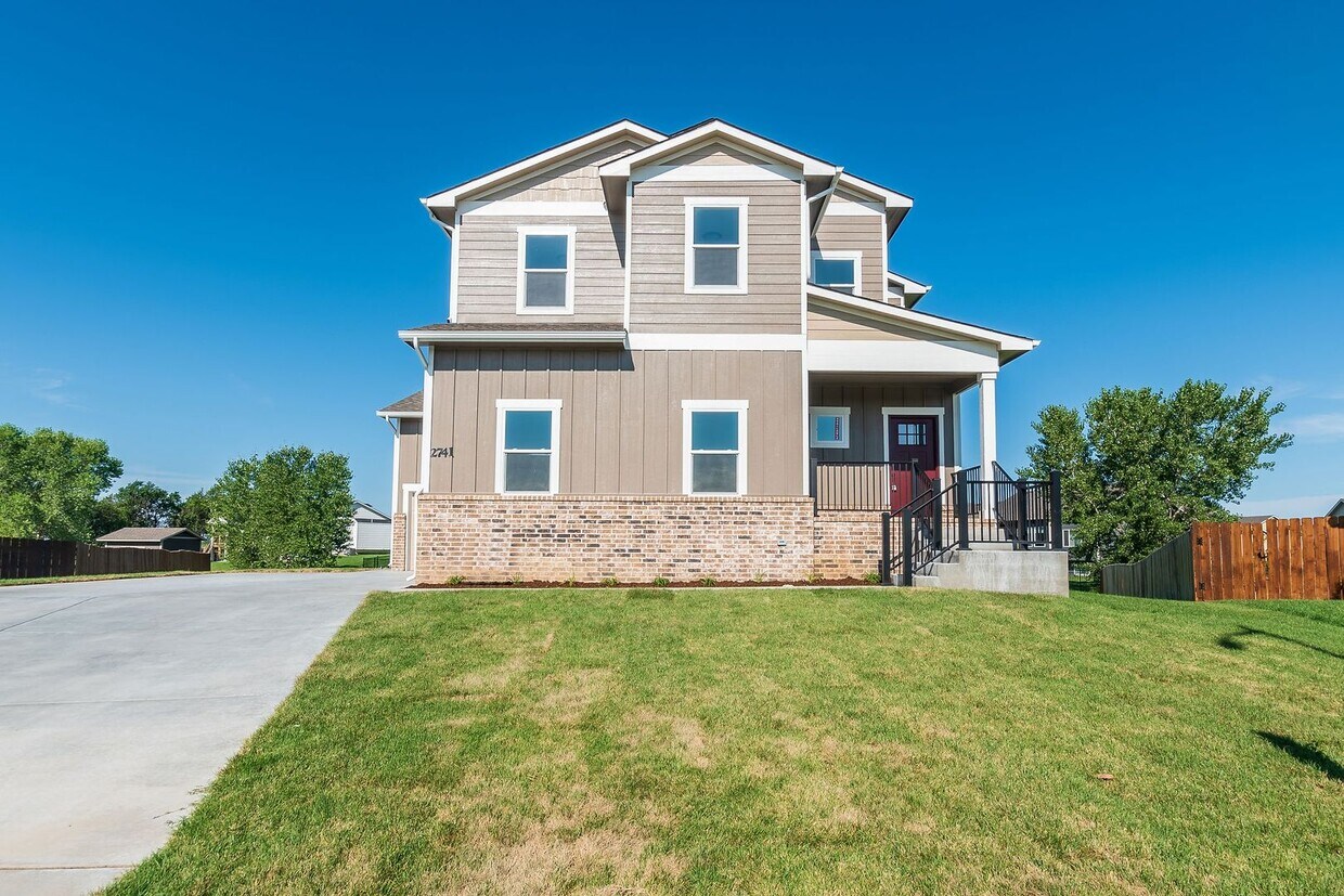 2741 S Lark Ct, Wichita, KS 67215 House Rental in Wichita, KS