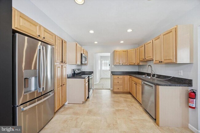 Foto del edificio - 318 Brentwood Ave