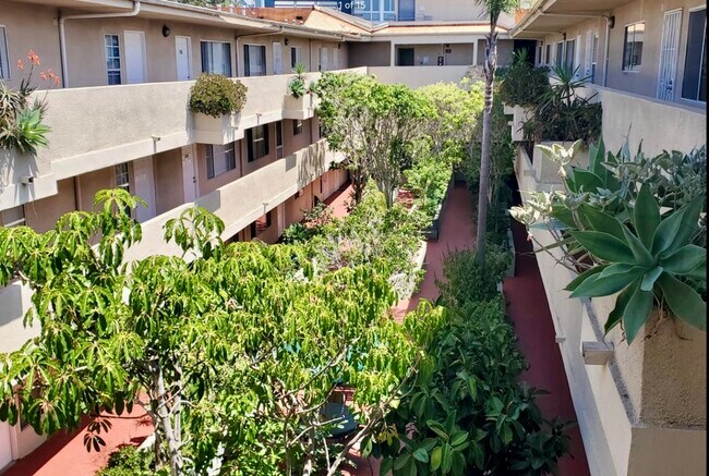 Foto del edificio - 4247 Inglewood Blvd