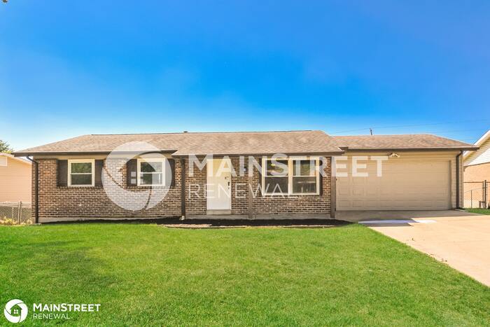 Primary Photo - 17 Stonehenge Ct, St Charles, MO 63303