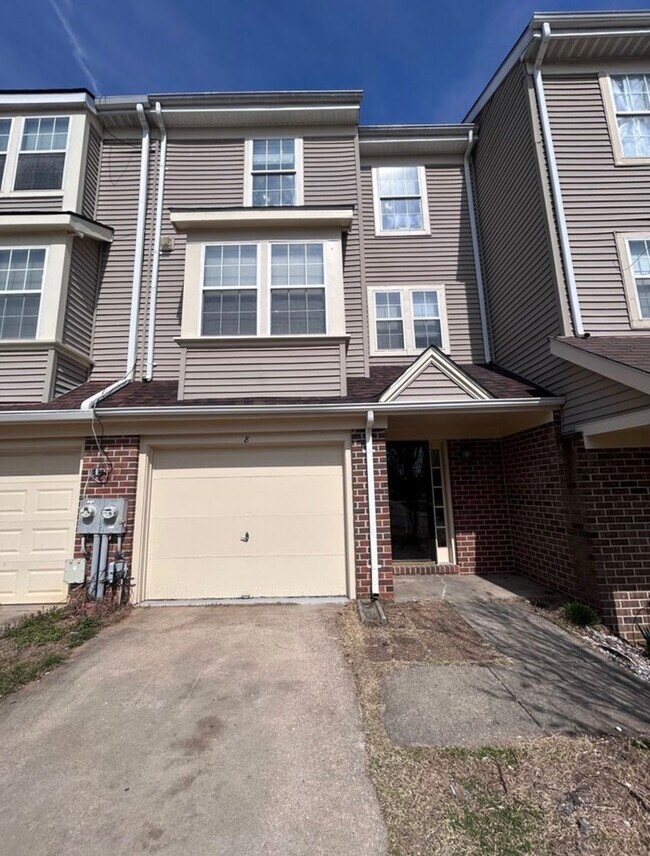Building Photo - 99 Tattersaul Ct