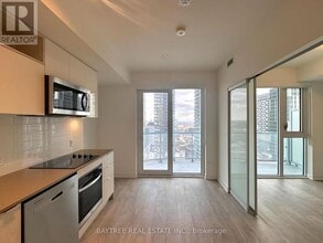 Building Photo - 100 Dalhousie St