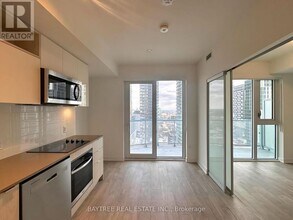 Building Photo - 100 Dalhousie St