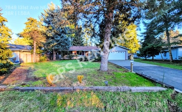 Building Photo - 7848 131st Ave NE