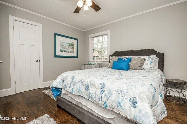 Building Photo - 3412 Wilshire Blvd