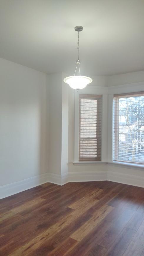 Building Photo - 4 bedroom in Chicago IL 60637