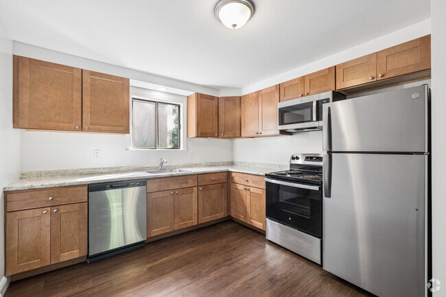 Interior Photo - Royal Oak Apartments