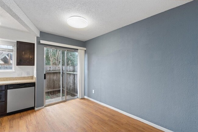Building Photo - 3415 Menchaca Rd