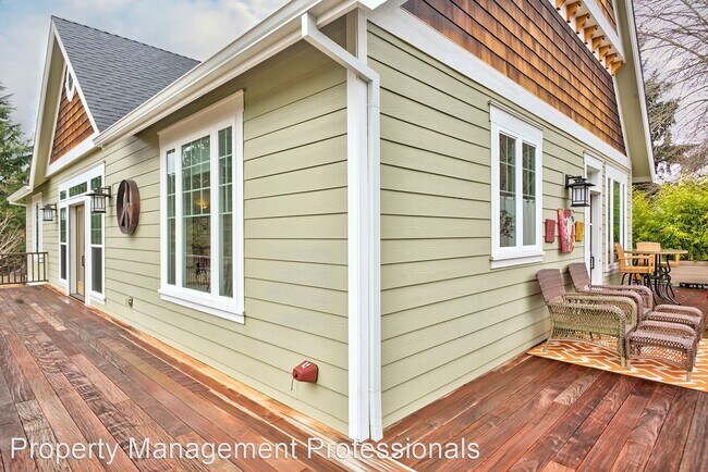 Building Photo - 1 br, 2 bath House - 1071 Se Belle Aire Drive
