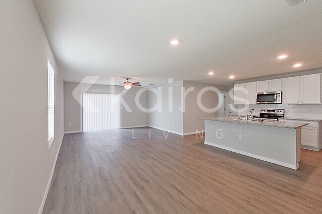 Foto del edificio - 8740 SW 43rd Ter