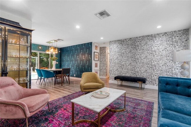 Building Photo - 2210 NE 62nd St