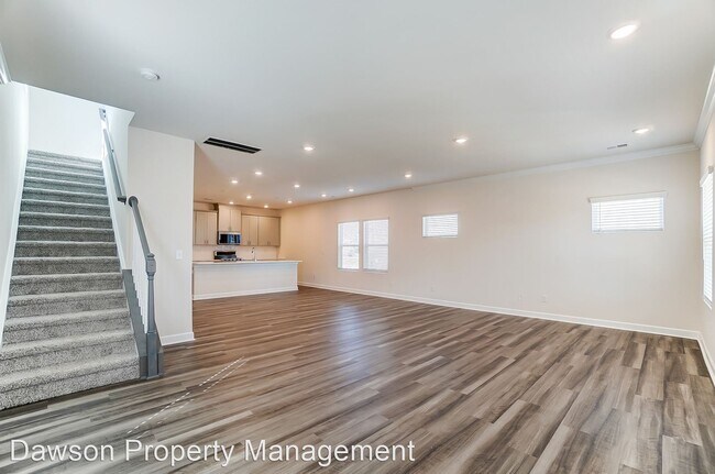 Building Photo - 4 br, 2.5 bath House - 522 Nixon Road