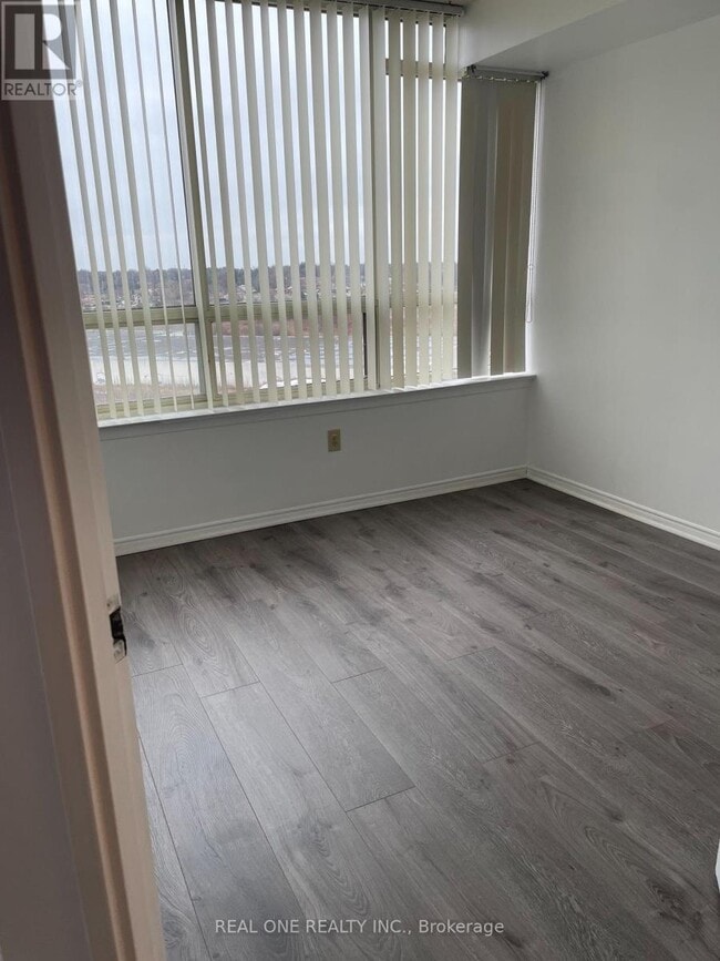 Building Photo - 5-1505 Greystone Walk Dr
