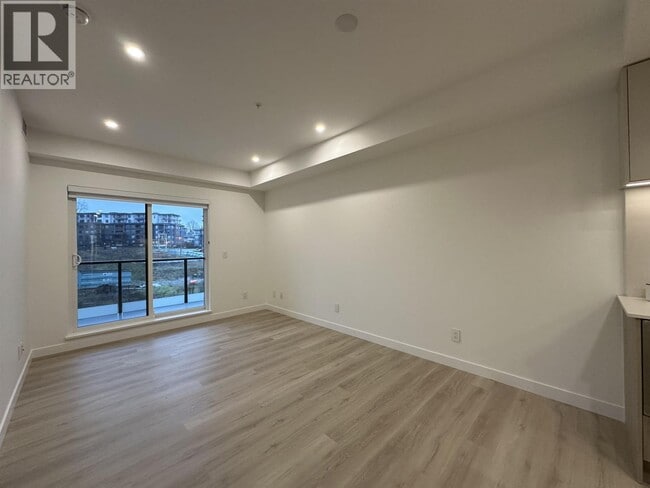 Building Photo - 623 Kemsley Ave