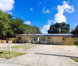 Building Photo - 388 Hibiscus Ave