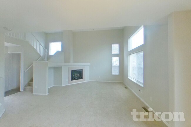 Foto del edificio - 7548 Middle Bay Way