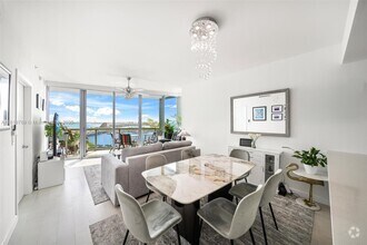 Building Photo - 888 Biscayne Blvd