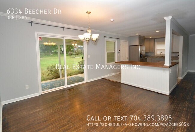 Building Photo - Single Ranch Style Family House