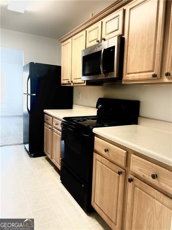 Building Photo - 6475 White Walnut Way