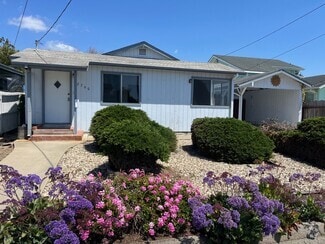 Building Photo - 2760 Elm Ave