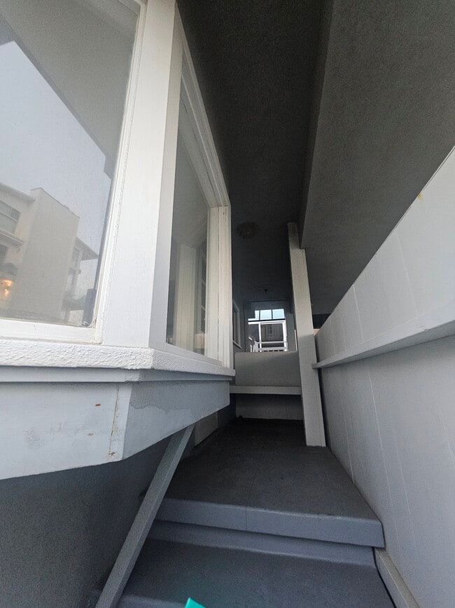 Foto del edificio - 3501 Ocean Front Walk