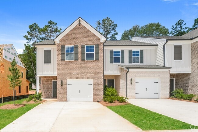 Building Photo - 148 PYRUS Ln