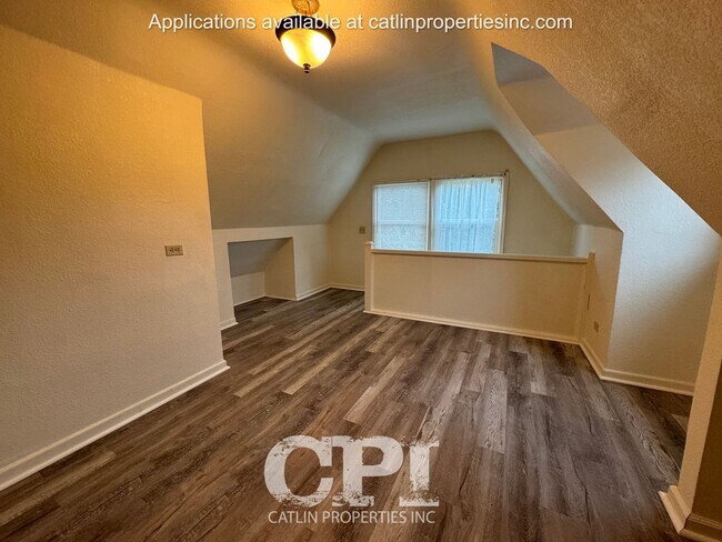 Foto del edificio - 409 Long Ave