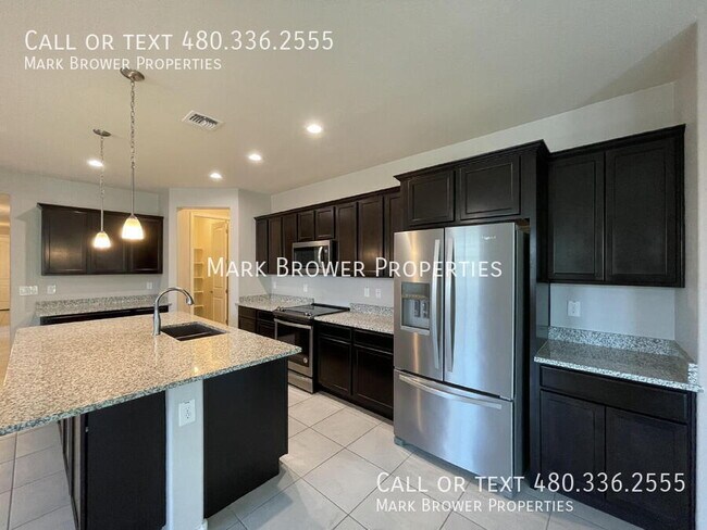 Building Photo - 18422 W Ida Ln