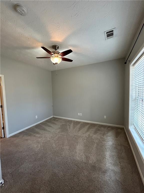 Building Photo - 607 Pecan Knoll Dr