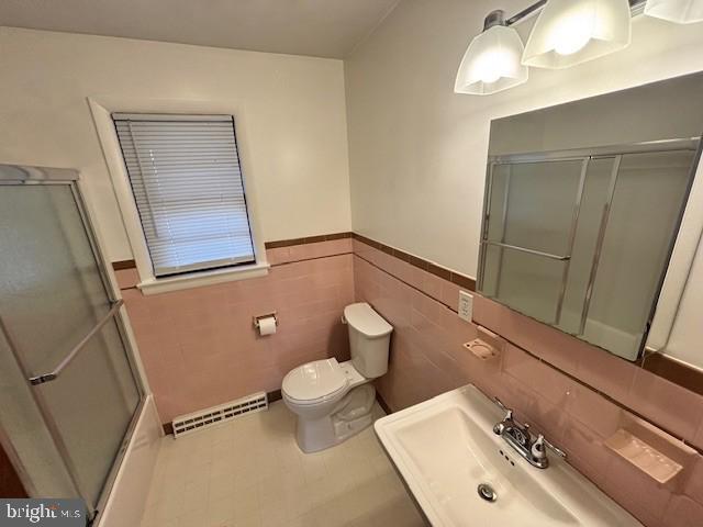 Foto del edificio - 2349 Redwood Rd