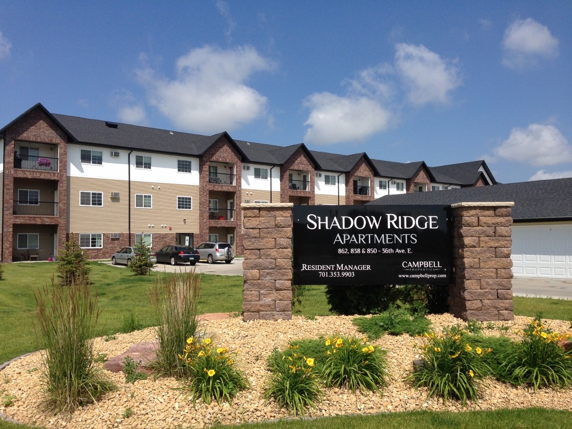 Foto principal - Shadow Ridge Apartments