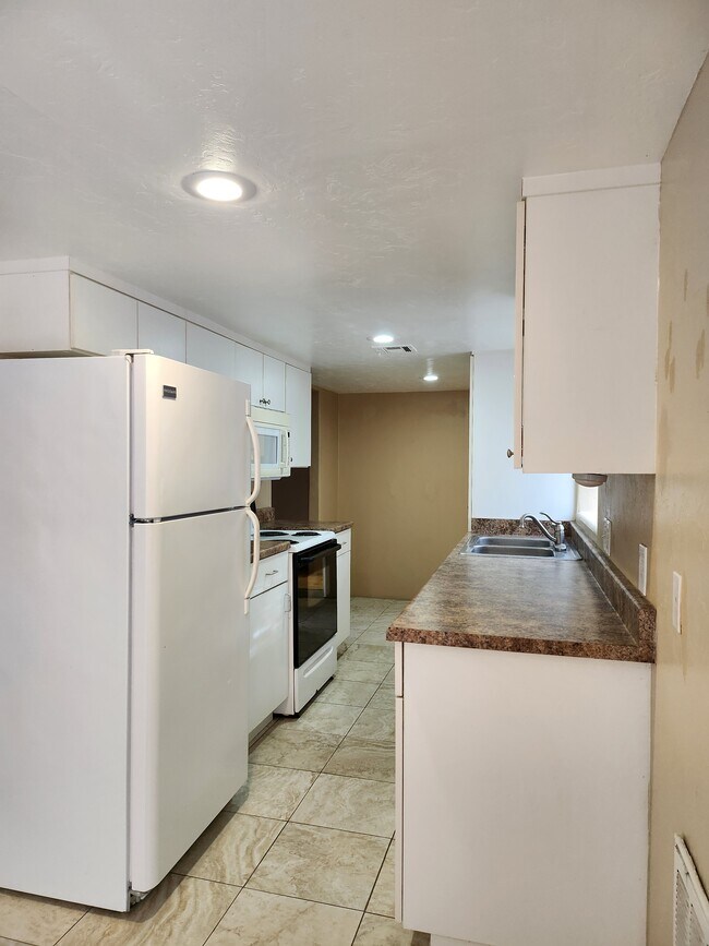 Foto del edificio - 437 N River Ln