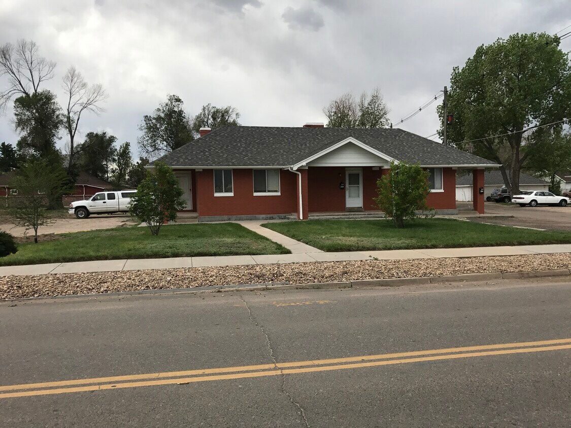 Primary Photo - 264 Denver St