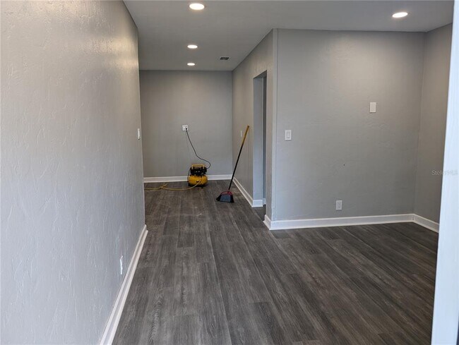 Foto del edificio - 1420 27th Ave S