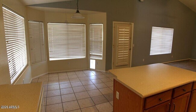 Building Photo - 12710 W Earll Dr