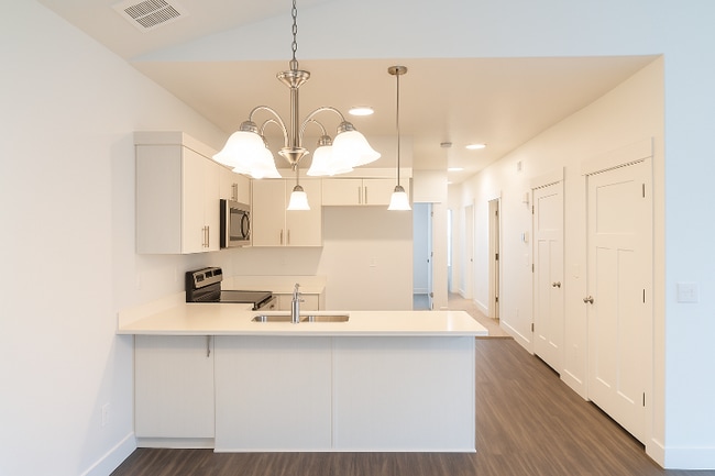 Building Photo - 4777 Alder Dr