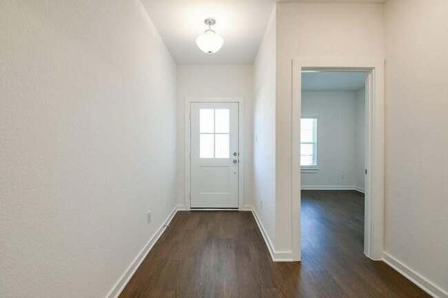 Foto del edificio - 1642 Birch Wood Dr