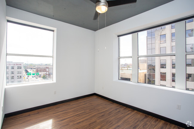 1 HAB x 1 BA 555 ft² - The Standard Downtown Lofts