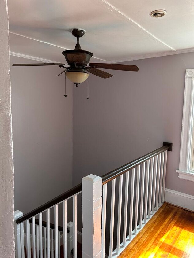 Foto principal - 44 E Cedar St