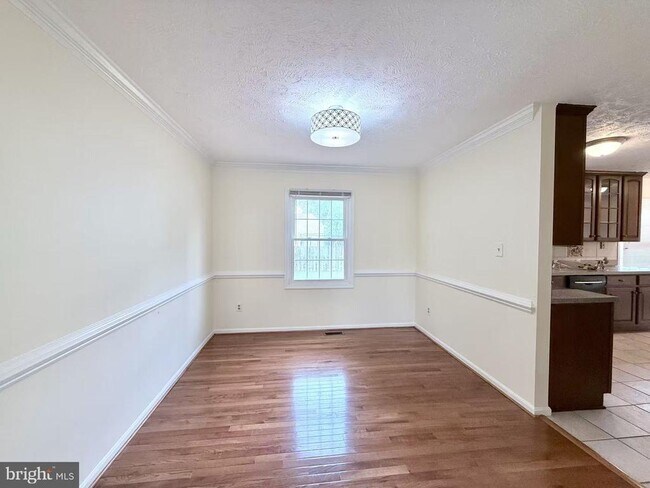 Building Photo - 5437 Braddock Ridge Dr