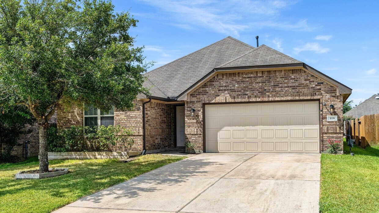 Primary Photo - 119 Country Crossing Cir