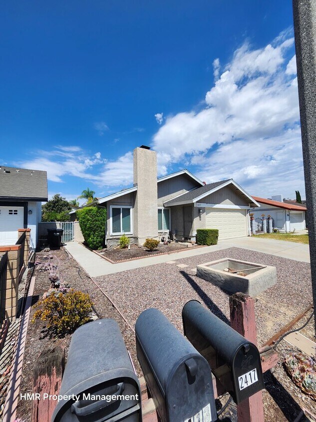 Primary Photo - House on cul de sac