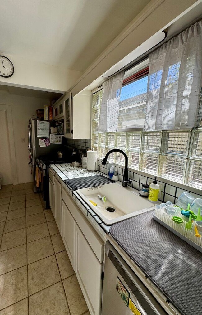 Foto del edificio - Spanish Style Architectural Gem in the Heart of Altadena - Available Early June