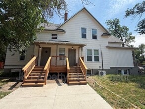 Building Photo - 601 5th Ave S