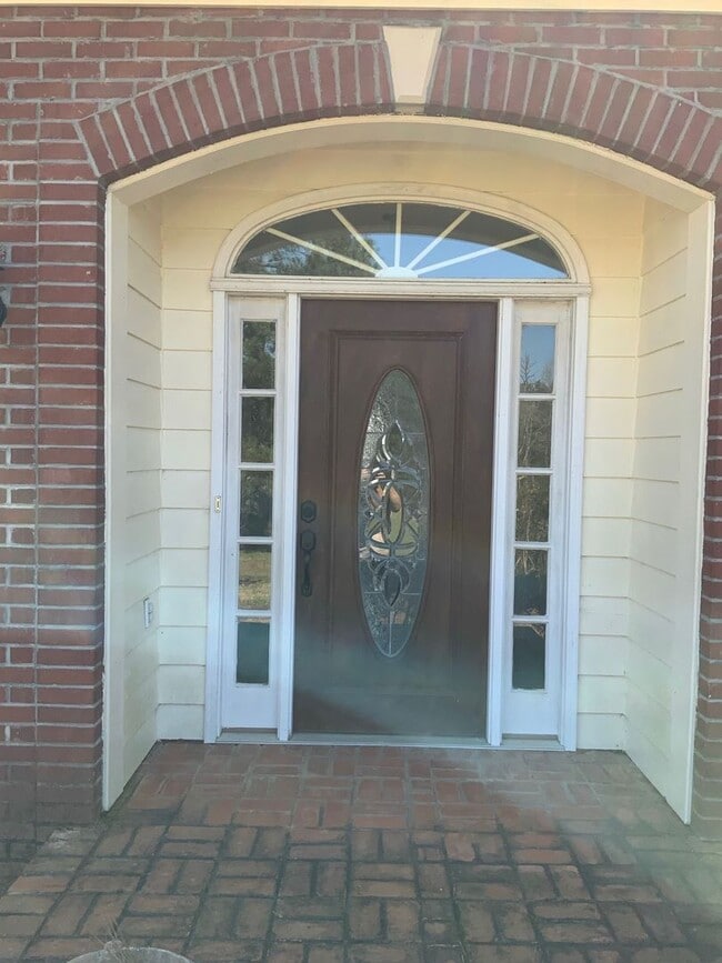 Building Photo - 971 Manningham Rd